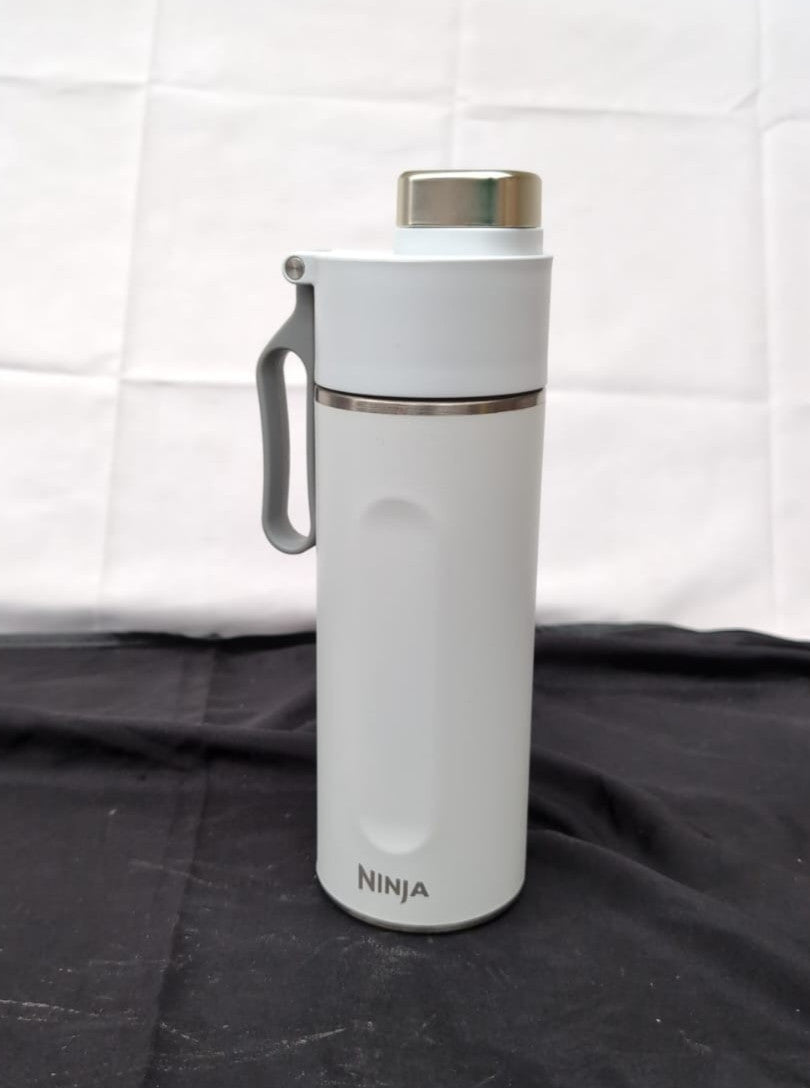 Ninja Thirsti 18oz Travel Water Bottle, for Carbonated Sparkling Drinks,  (USED)