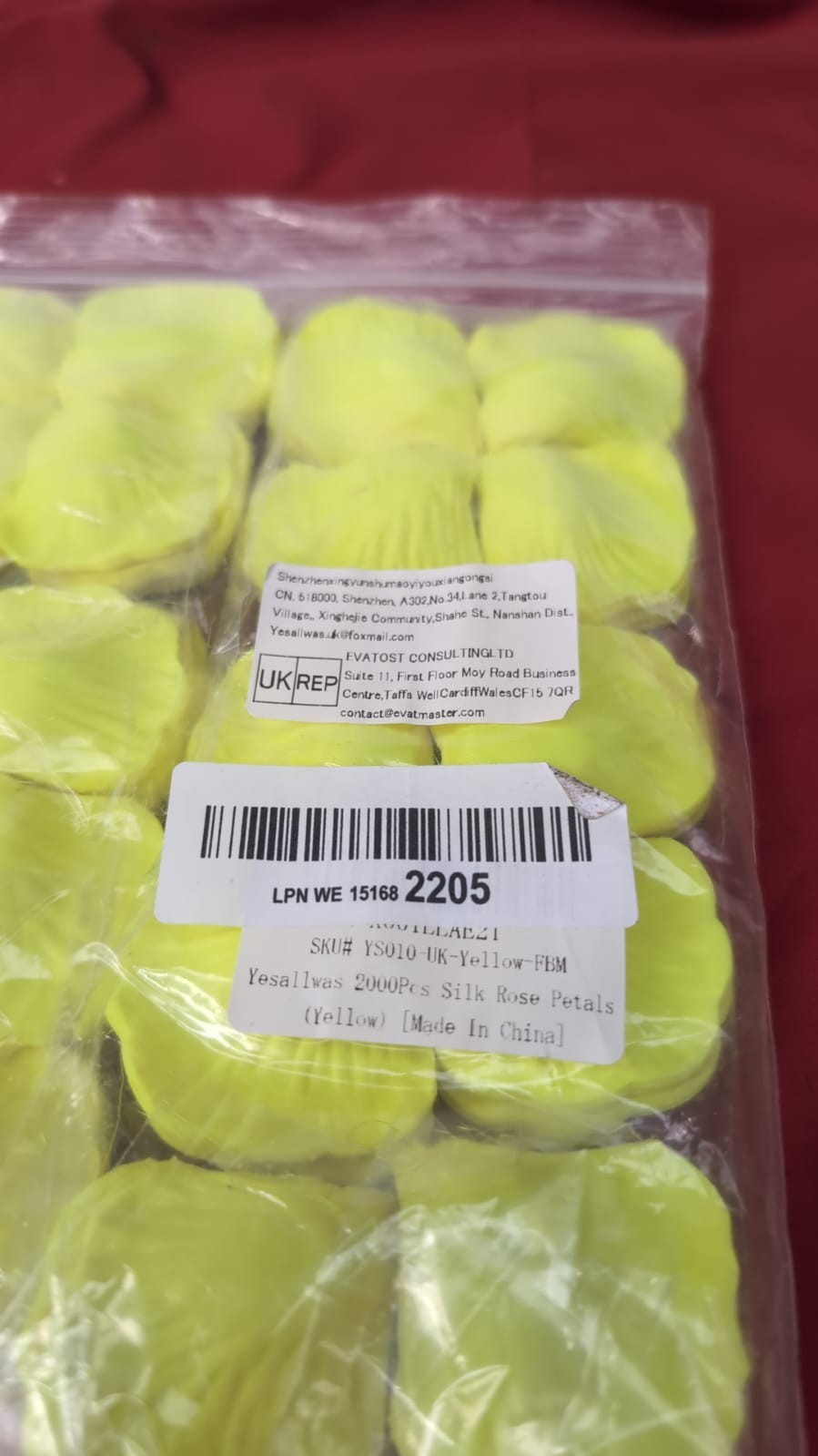 Artificial Rose Petals, 2000Pcs Fake Flowers Silk Petal Decoration Supplies