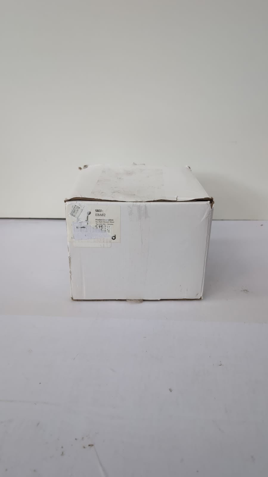 Bathroom Sink Taps with Shower Head, Bath Tap with Shower Kit( box damaged)