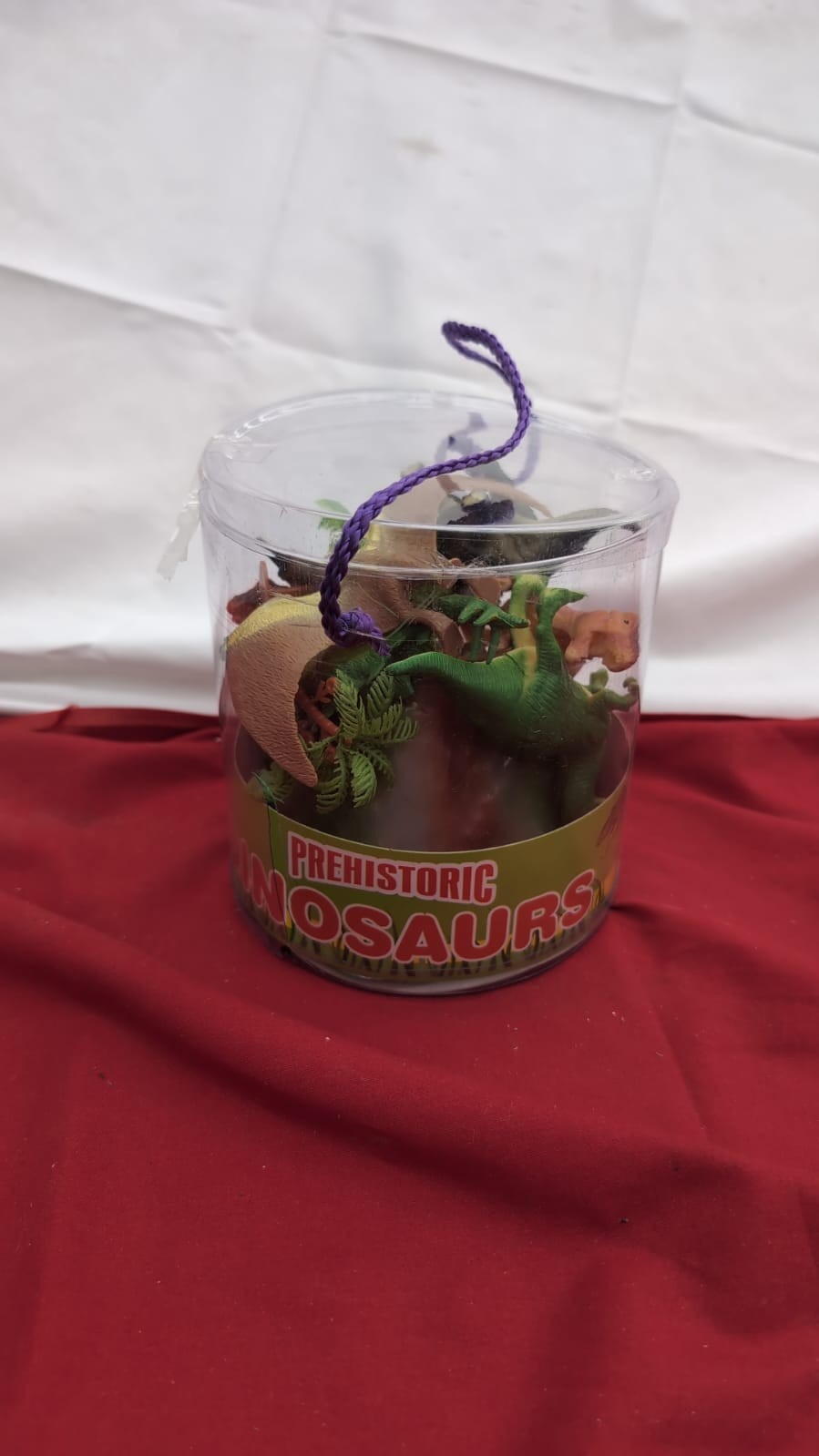 12 Piece Dinosaurs Play Set in Tub | Prehistoric  (packaging damaged)
