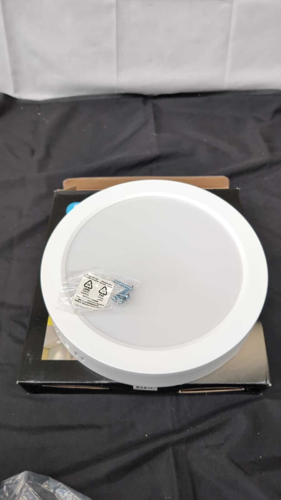 Aigostar Ultra-Thin 18W Round Surface Mounted LED Ceiling Lights, 1980Lumen