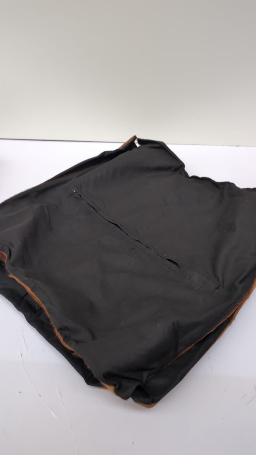 Cushion covers Genuine Cowhide 45x 45 2pcs (1 Cushion has a small Damage)