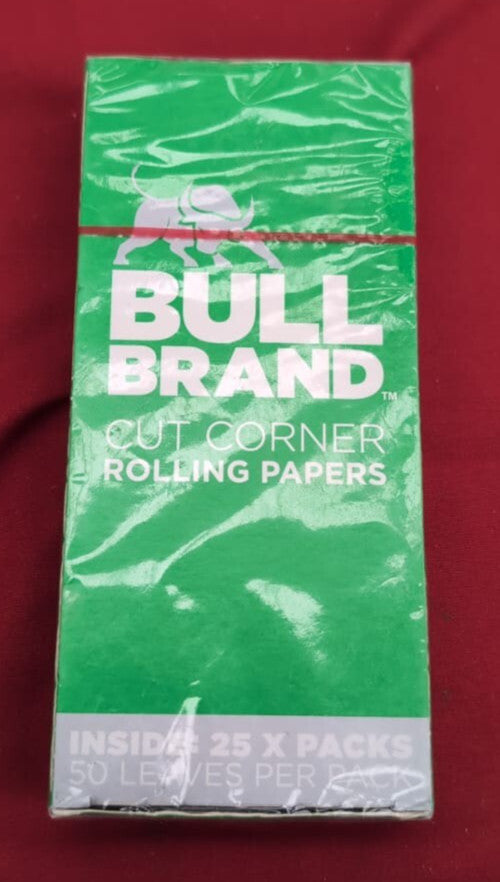 BULL BRAND Green Cigarette Rolling Papers - Medium Weight 25 Packs