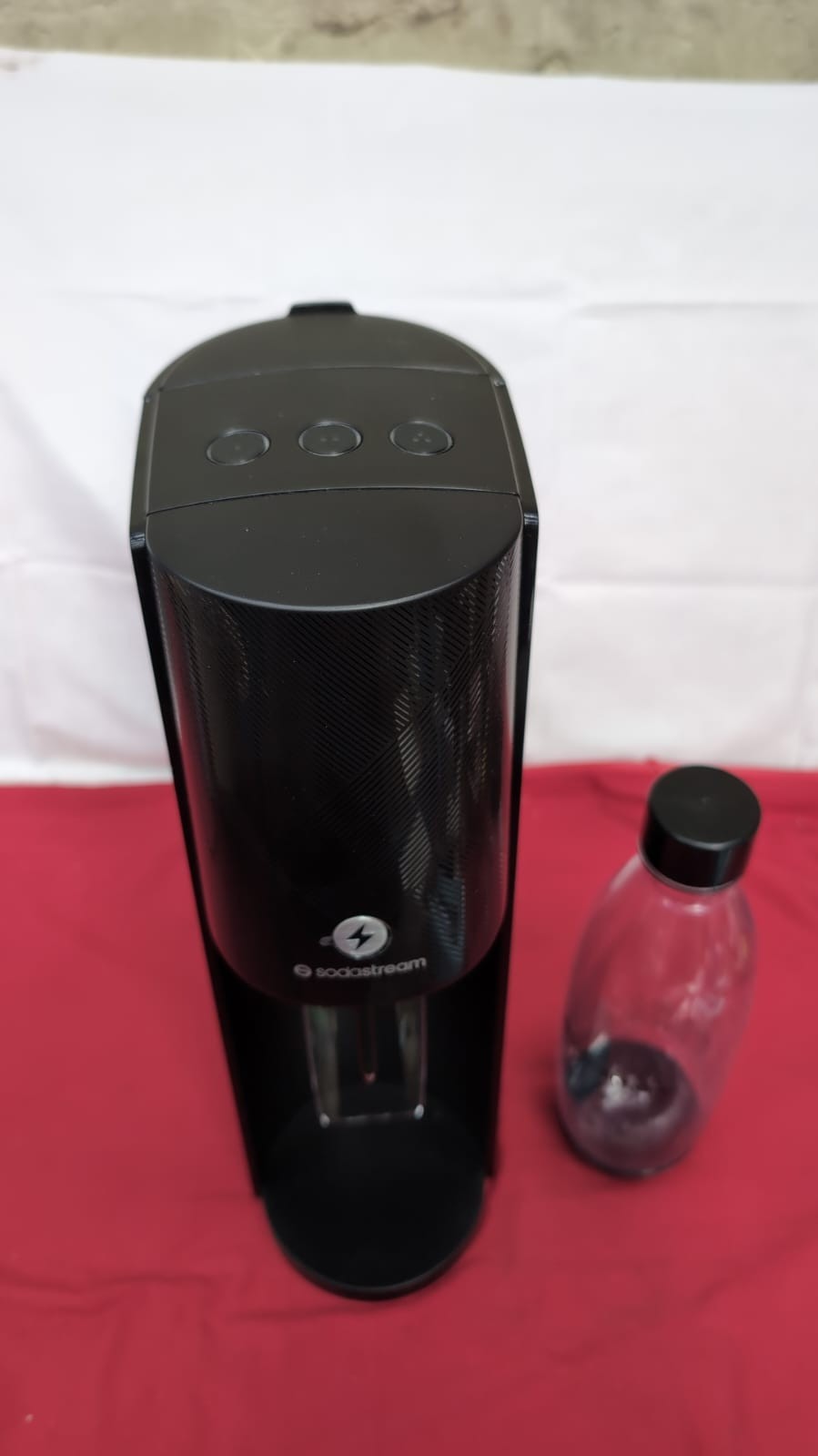 SodaStream Art Sparkling Water Maker - Black (Box damaged - No CO² cylinder)