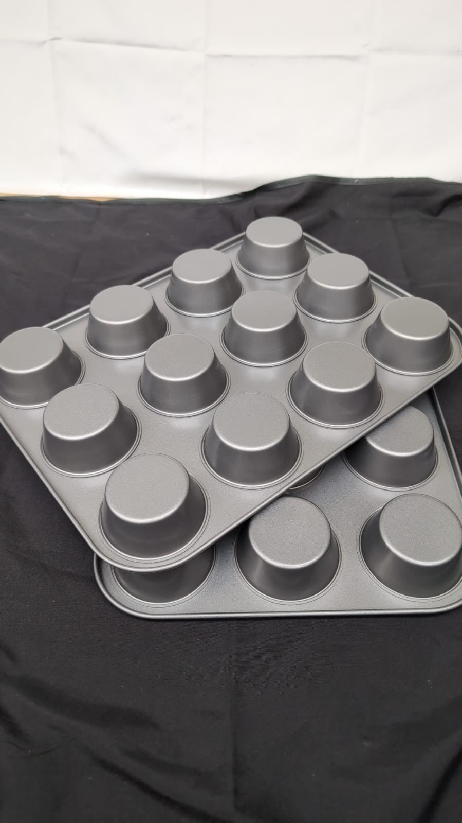 2 Pack 12 Cup Large Muffin Pan, Non-Stick Cupcake Tray Baking Mould, Grey