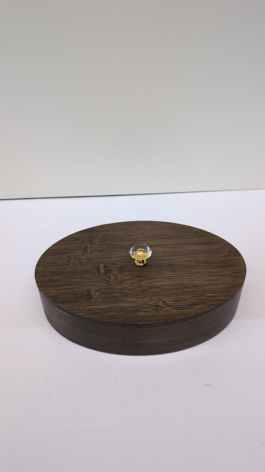 round wooden server with divider & lid (30 x 20 x 6cm)
