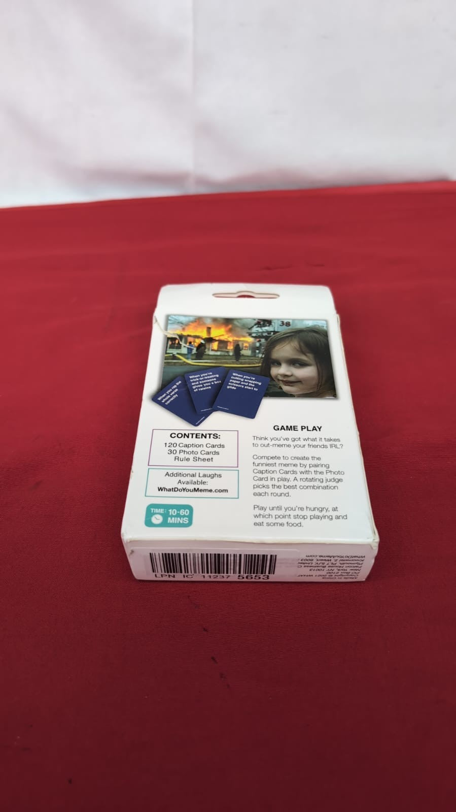 What Do You Meme? On The Go! Travel Edition of the game(packaging  damage)