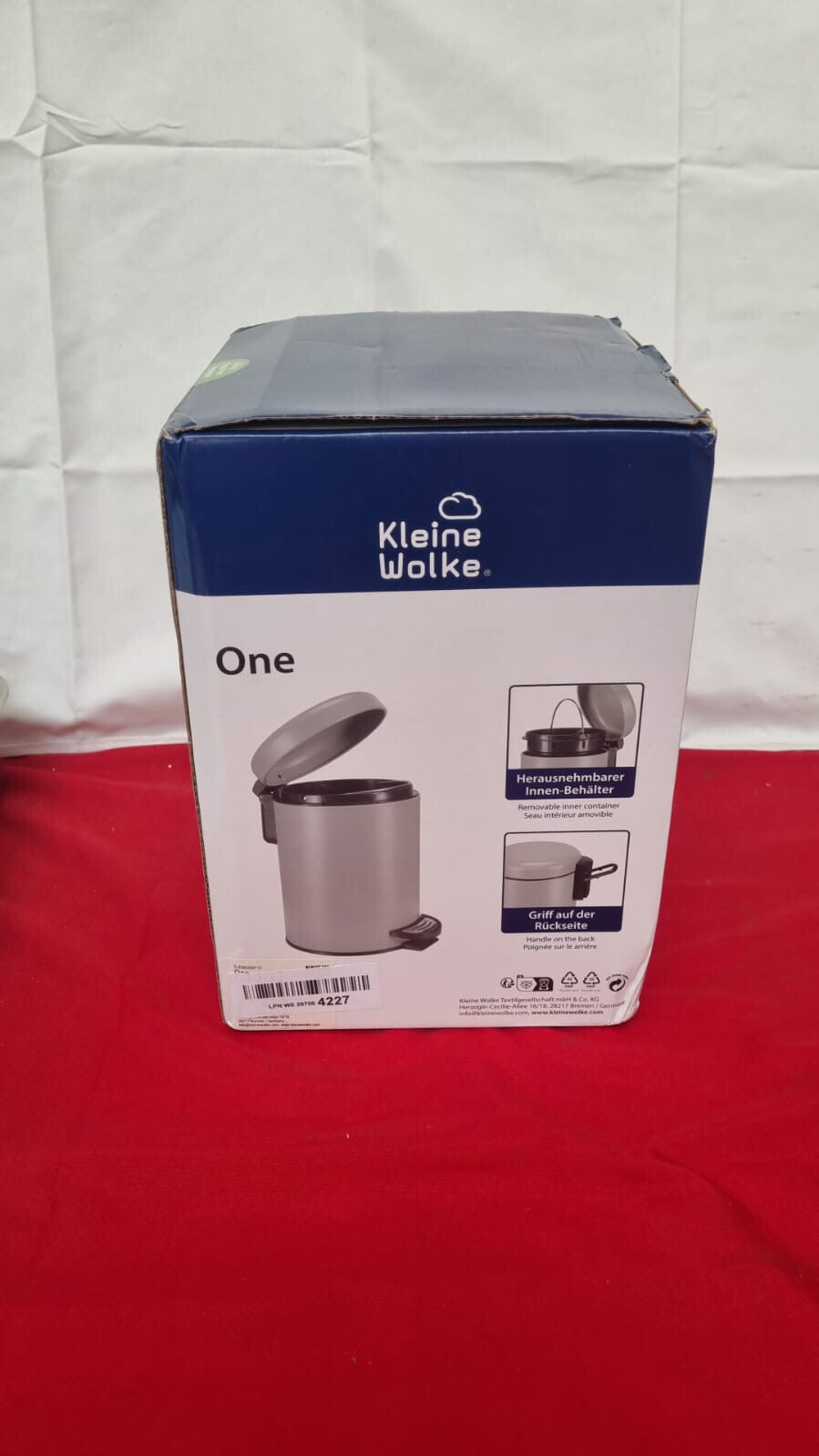 One Cosmetic Bin Platinum Material: Stainless Steel/Polypropylene Size: Bucket