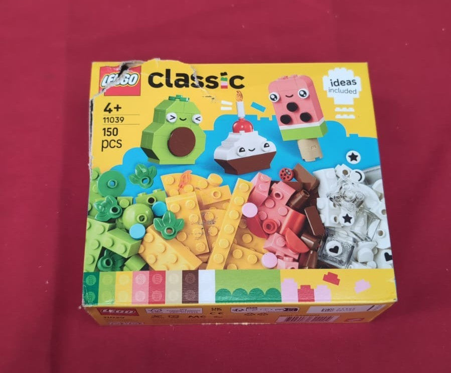 LEGO Classic Creative Food Friends Playset, Assorted Bricks11039 (box damaged)