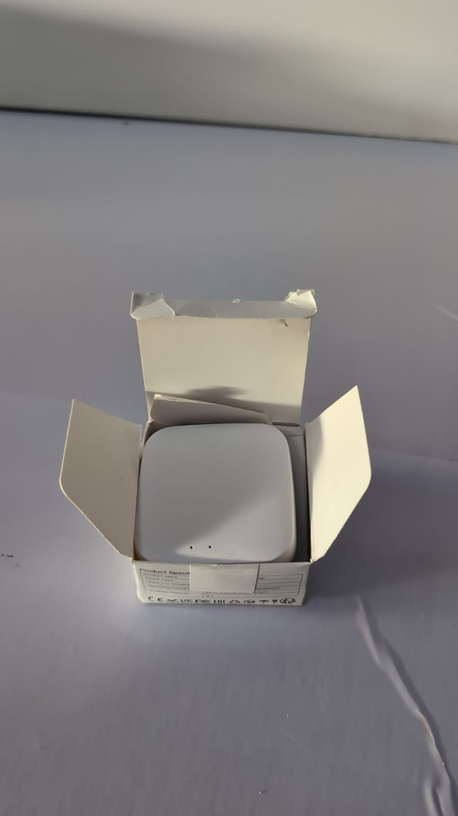 MOES Tuya Bluetooth Fingerbot Hub, Compatible w/Smart Life App(box damaged)