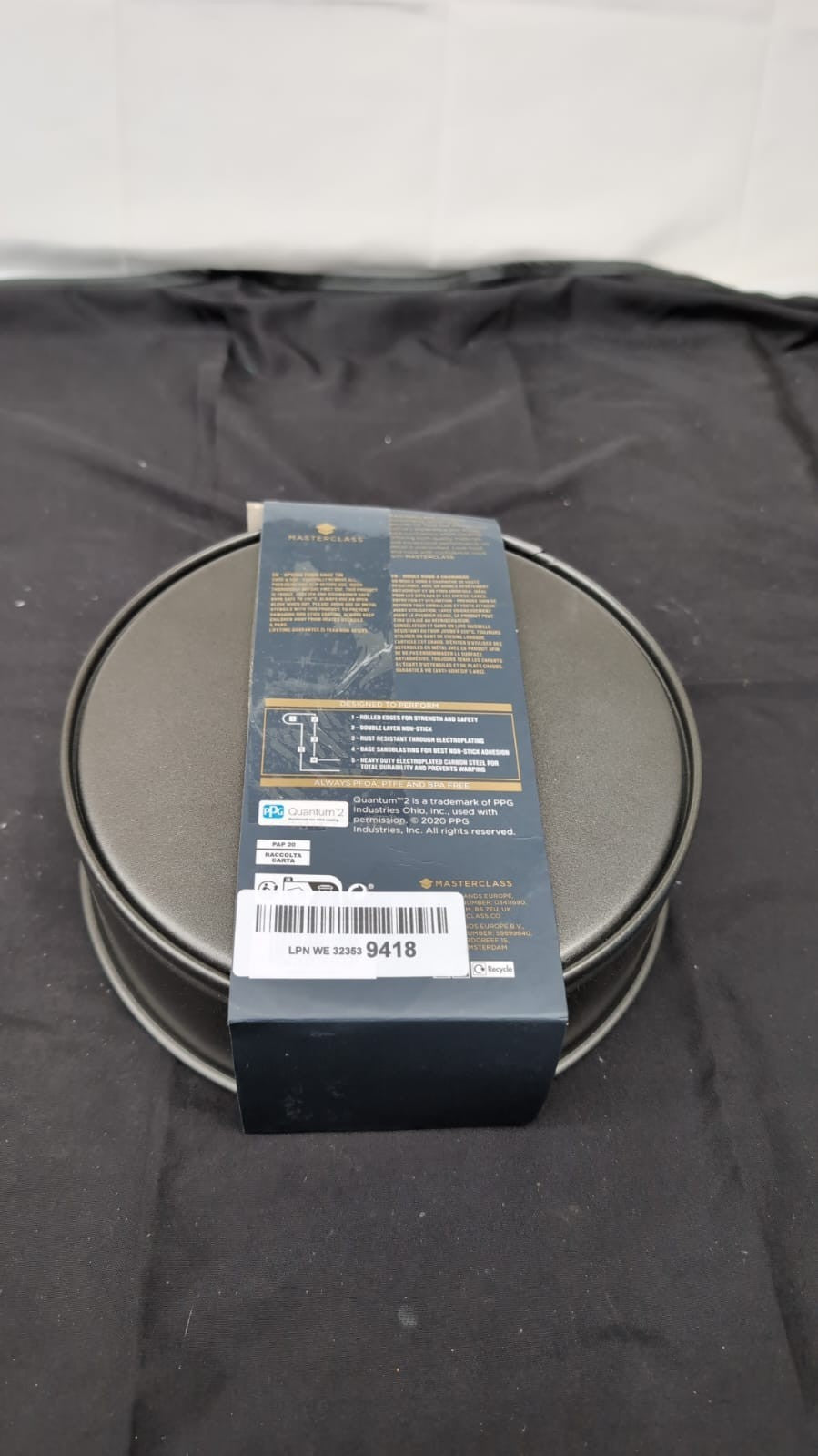MasterClass 8"Springform Cake Tin Non Stick, (packagingdamaged  small scratch)