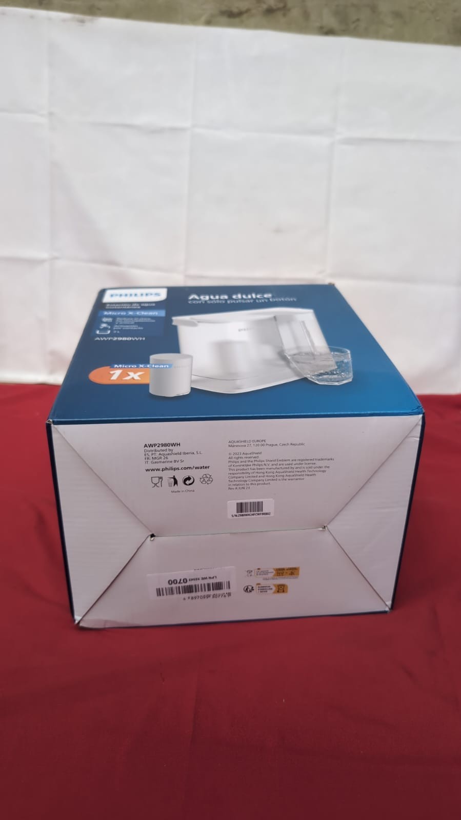 Philips Water Instant Water Filter - 3L Capacity (No Filter Included)