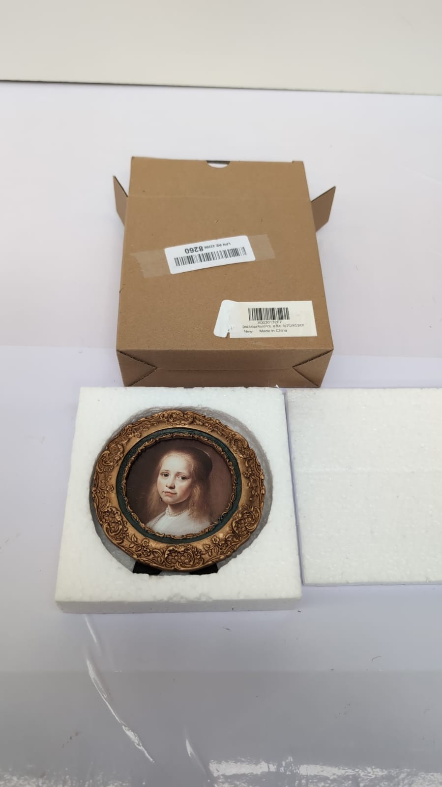 SYLVIA'S SHOP Small Antique 3 x 3 Round Picture Frame, Mini Vintage Ornate Photo