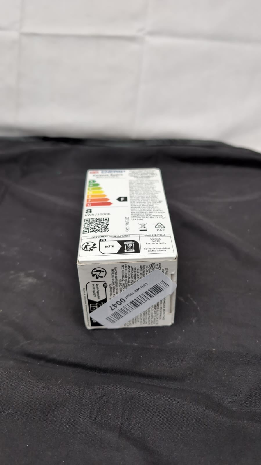 Amazon Basics Smart A60 Multicolor LED Light Bulb, B22,  WiFi, 8W (box damaged)