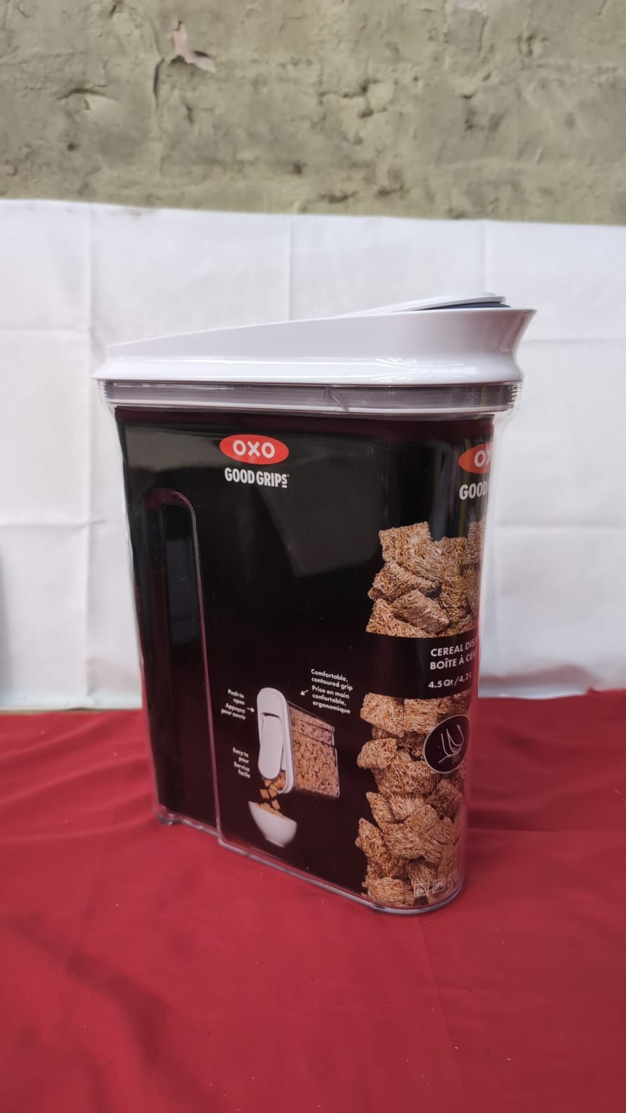 OXO Good Grips POP Large Cereal Dispenser - 4.2 L(warehouse damage)
