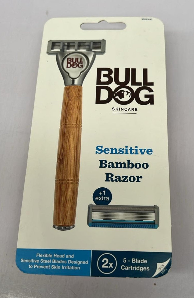 BULLDOG SKINCARE - Sensitive Bamboo Razor Smooth Glide Razor Handle