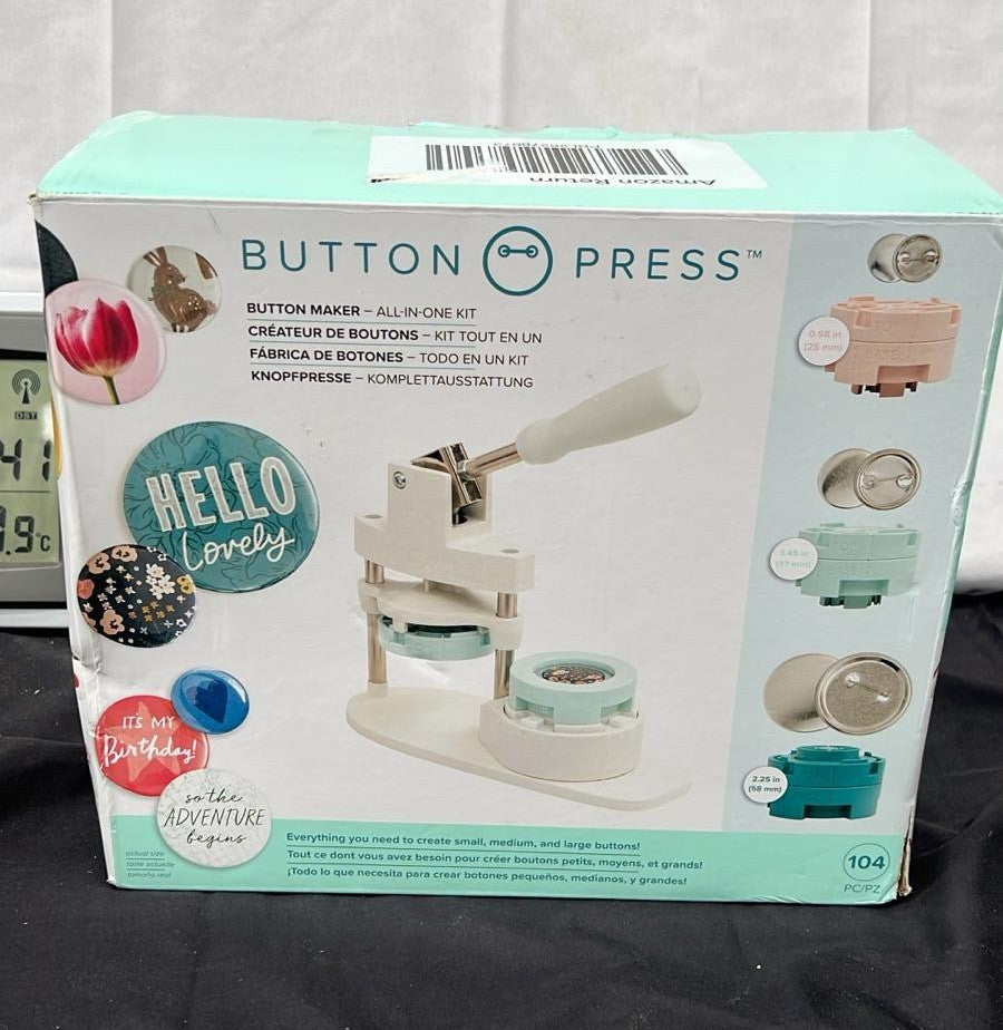 Button Press Kit, White and Green,(Used All parts present)