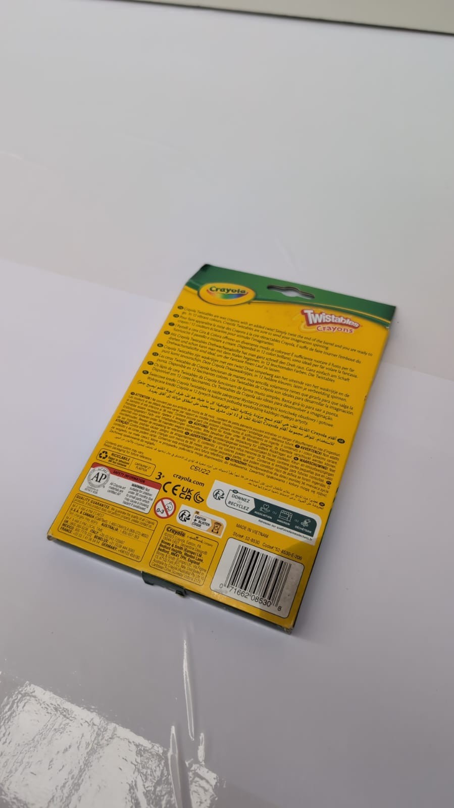 CRAYOLA Twistables Colouring Crayons – 12 Pack, Multicolour (Box Damaged)