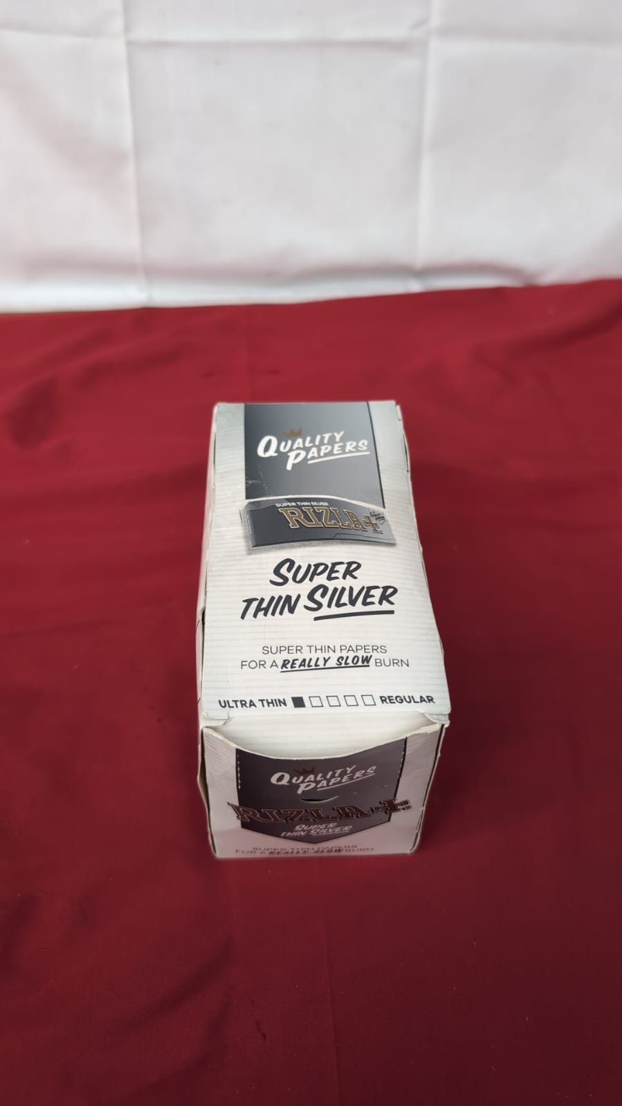 Rizla Regular Silver Rolling Paper approx. 90 regular booklets( box damaged )