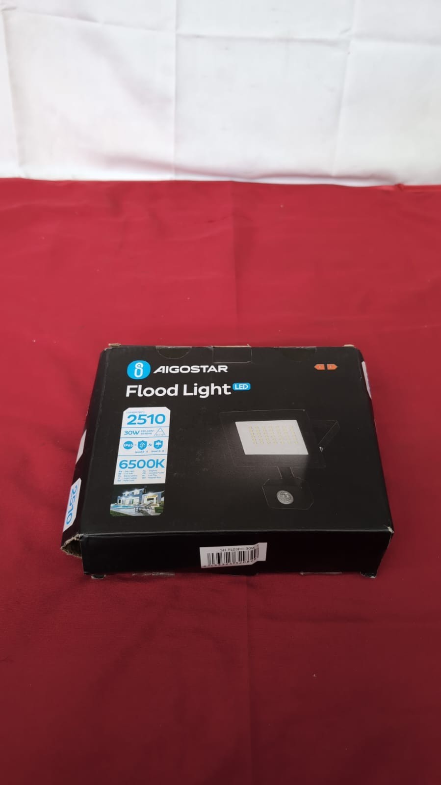 AIGOSTAR LED floodlight with Sensor (BOX DAMAGE, NO FIXINGS INCLUDED)