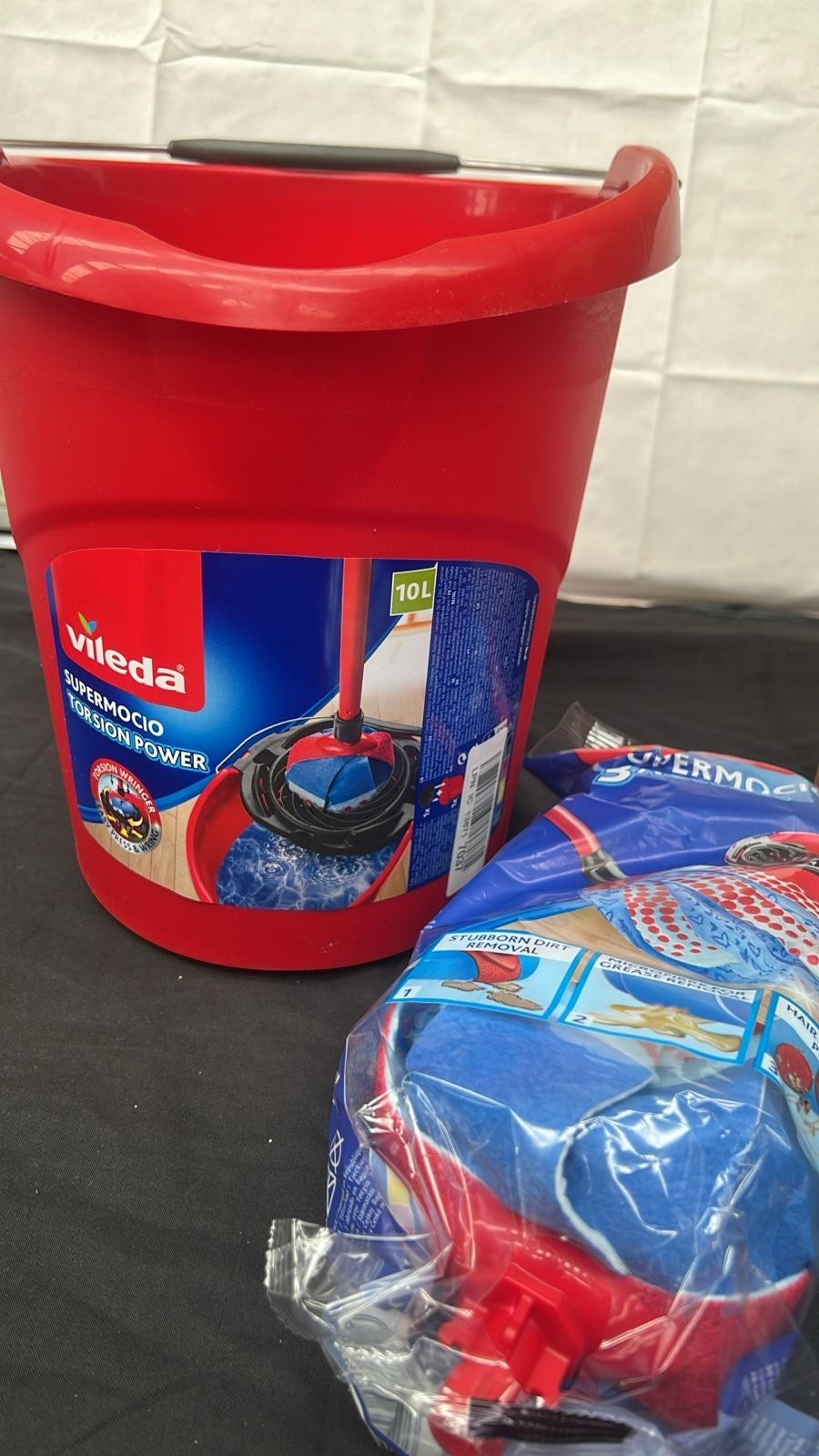 Vileda Torsion Power Super Easy Bucket, Less Force Needed When Draining, 10L,Red