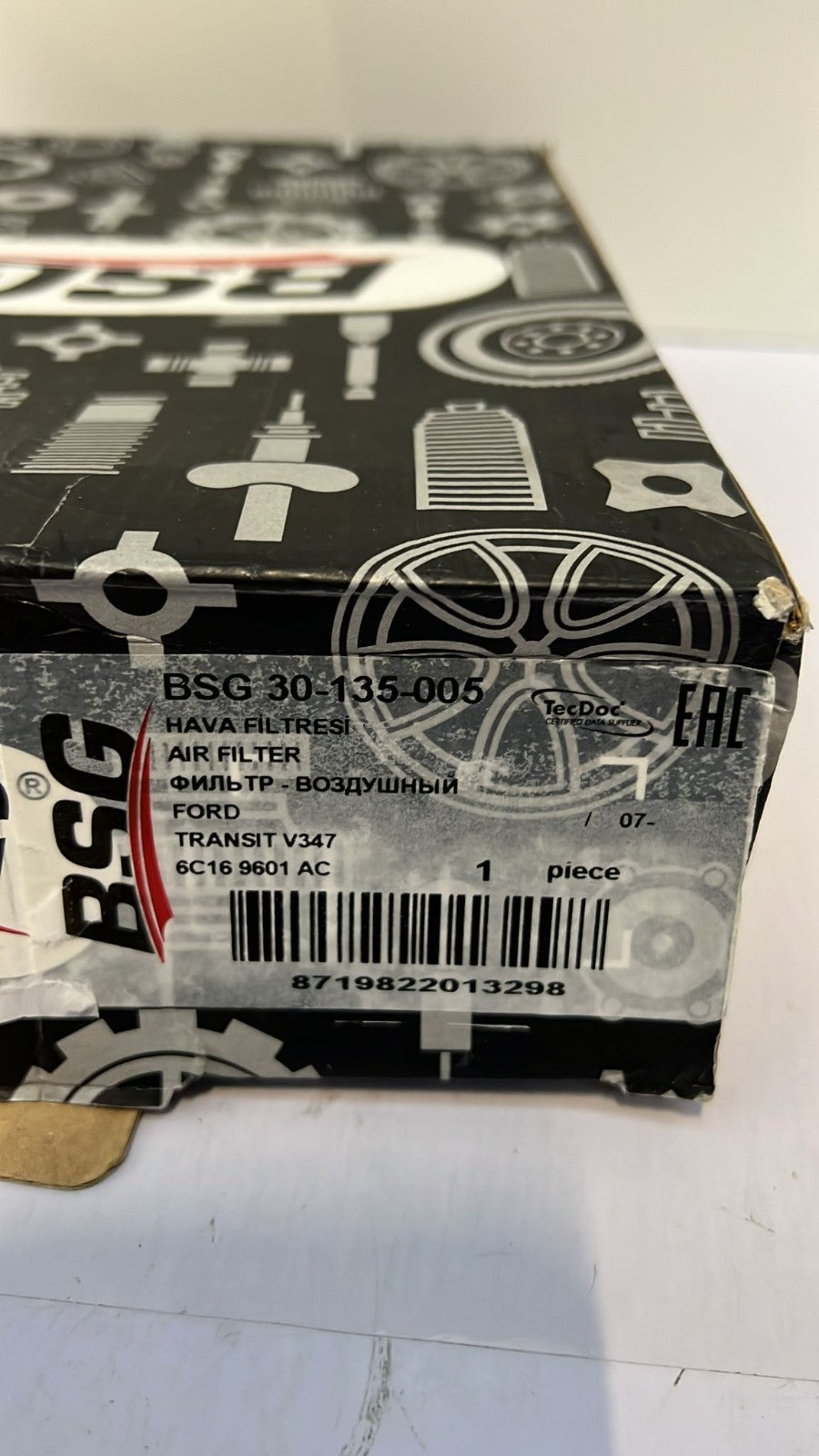 BSG 30-135-005 Air filter for FORD TRANSIT (BOX DAMAGED)