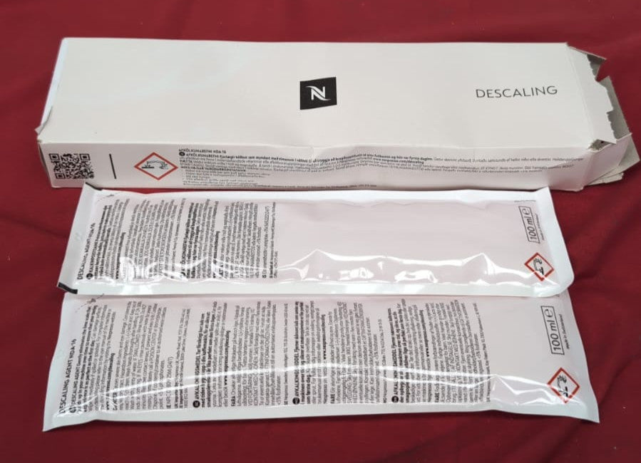Nespresso Descaling Solution NDA16 – 1 Box with 2 Sachets 100g Removes Limescale