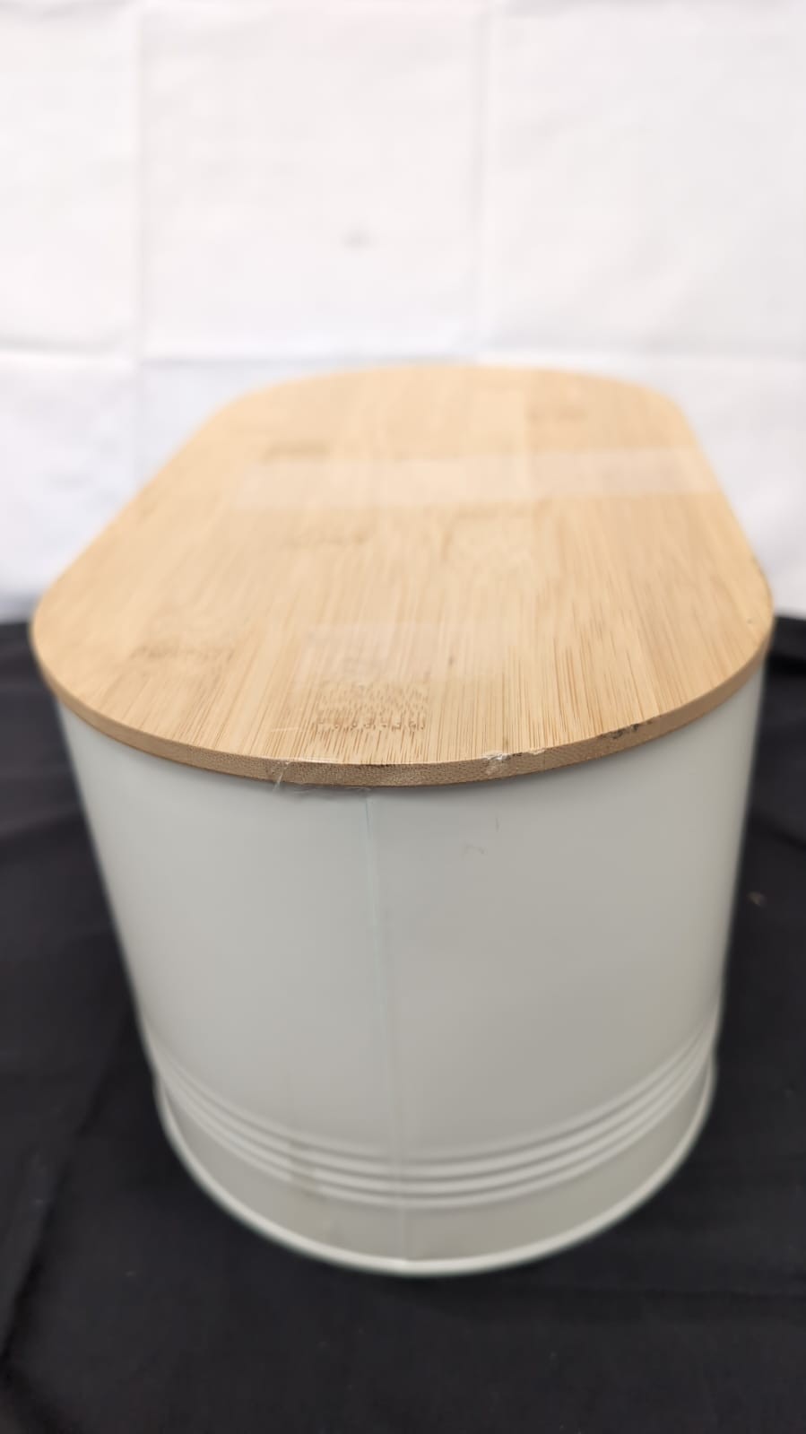 Typhoon Living Cream Bread Bin (Small Scuffs)