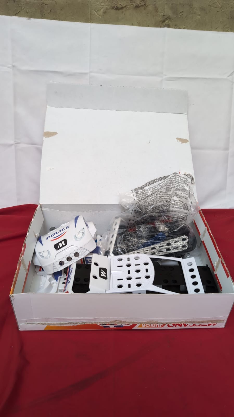 MECCANO Junior, RC Police Car with Working Boot and Real Tools, Toy Model