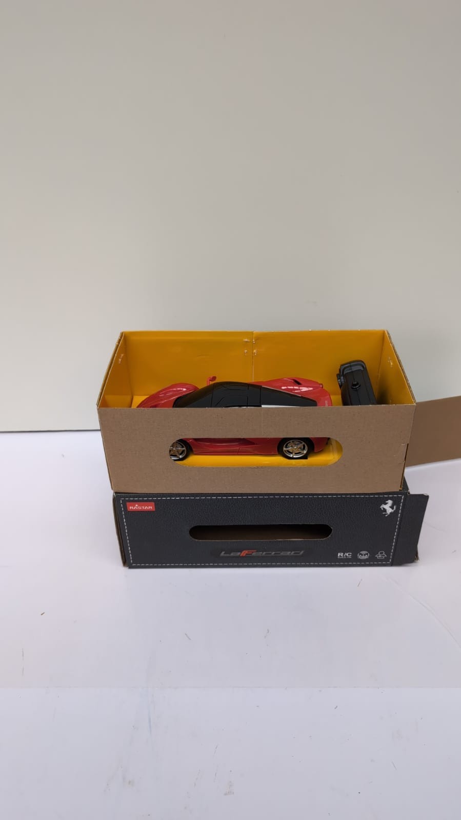 RASTAR La Ferrari Remote Control Car, 1:24 Ferrari RC Car for Kids, Red(USED)