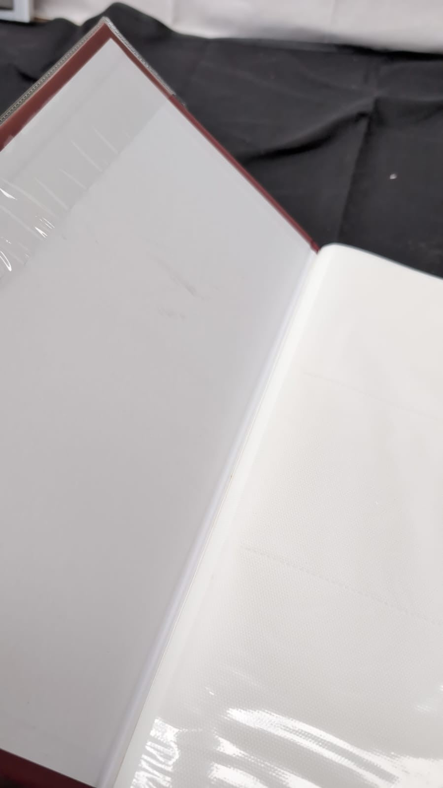 Arpan 6x4" Photo Album in Case – Holds 300 Photos Slip-in Style