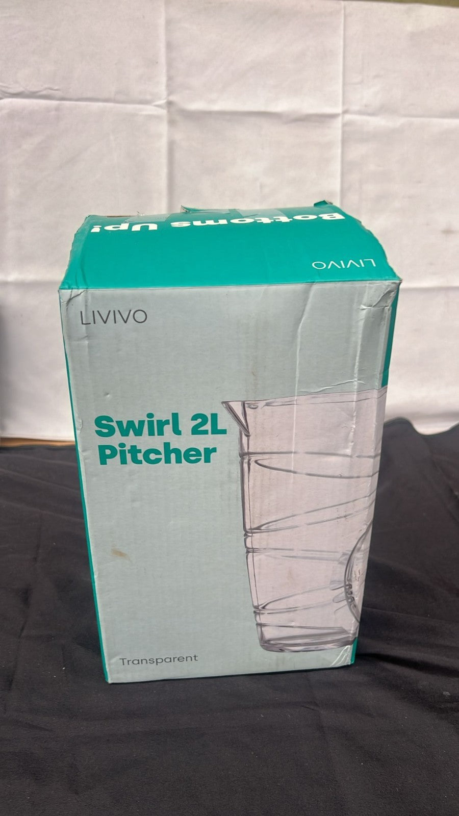 LIVIVO Swirl Design 2L Plastic Pitcher Jug with Lid and Vented Spout