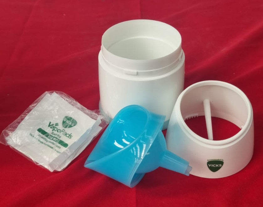 Vicks Personal Steam Inhaler with Two Scent Pads, V1300 (box damaged)