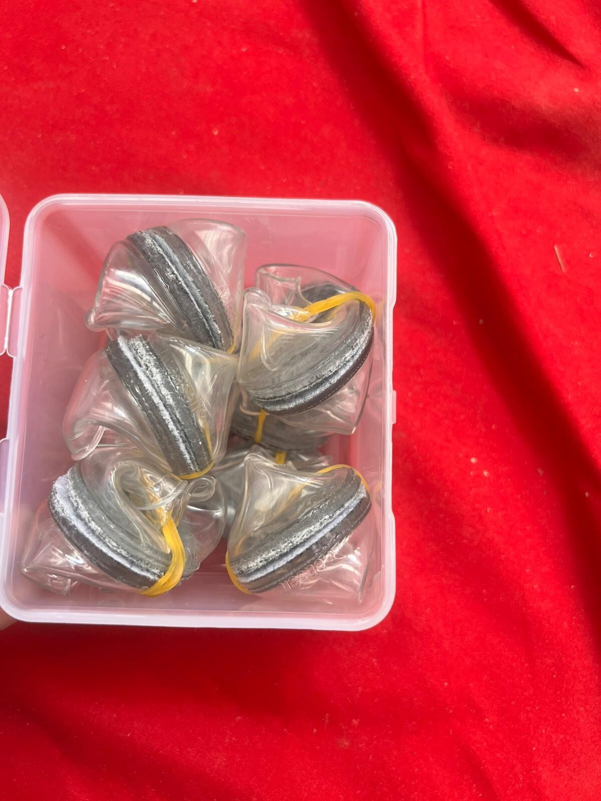 Aneaseit Chair Leg Floor Protectors -16 pcs Crystal - Felt Bottom Soft Silicone