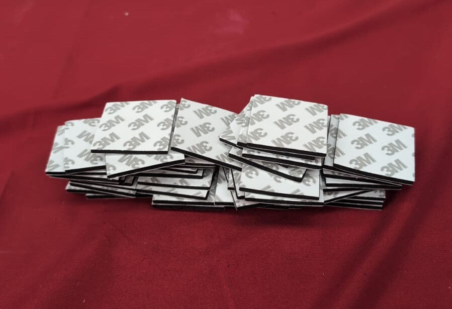 3M 4cm x 4cm square doublesided adhesive (40 Pack)