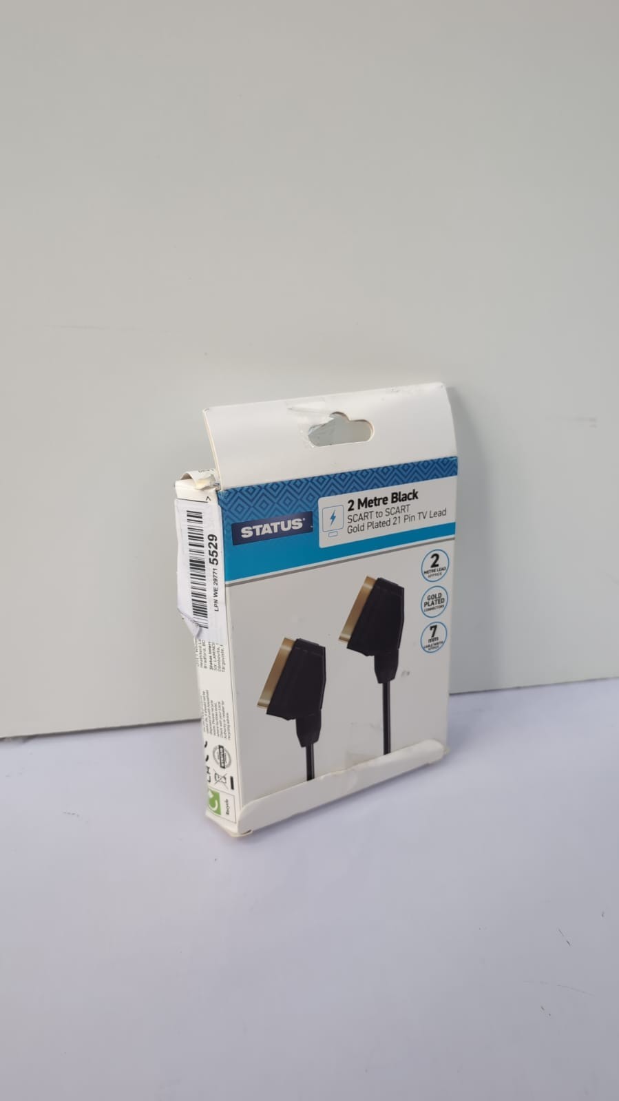 Status 2m Scart Lead, 21‑Pin, Gold‑Plated Cable with 7mm OD, (Box damaged)