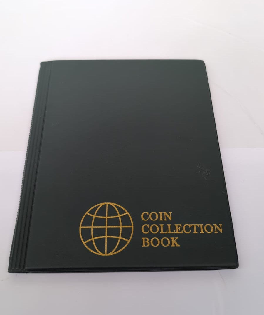 l 200 Pockets Coin Collection Albums Black ( small mark on front cover)