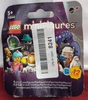 LEGO Minifigures Series 26 Space, Collectible Role-Play Toys (packaging damaged)