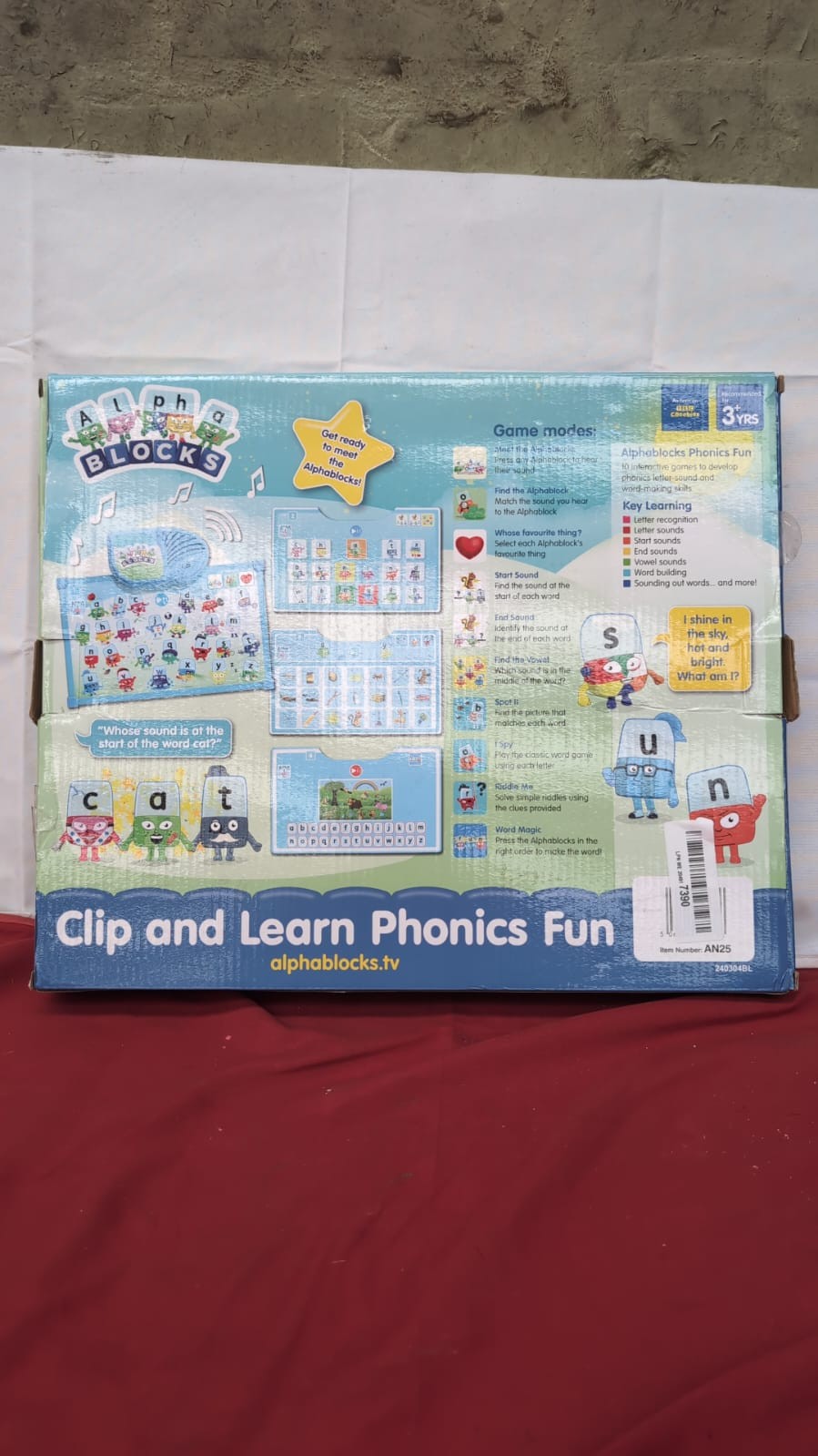 ALPHABLOCKS - Clip & Learn Phonics Fun Toy Develop Letter Sounds (box damaged)