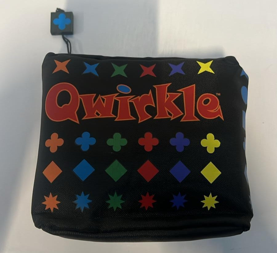 Qwirkle: Travel Edition | Miniature Game | Ages 6+ | 2-4 Players