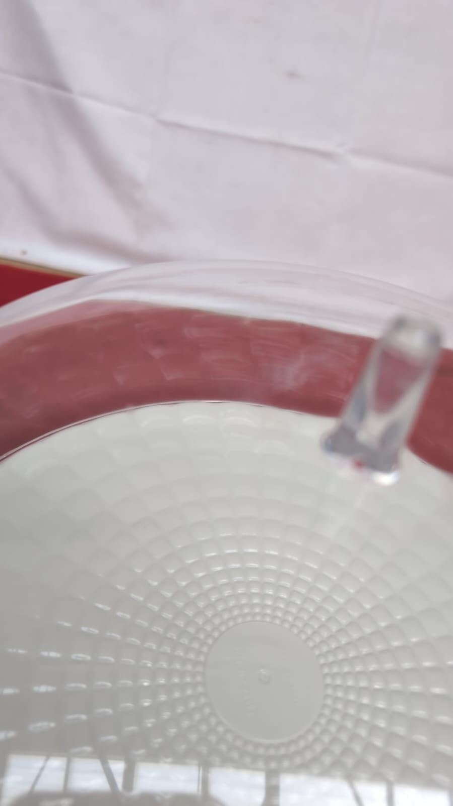 Guzzini Cake Stand, Acrylic, White, 30 cm(top lid scuffed-USED)