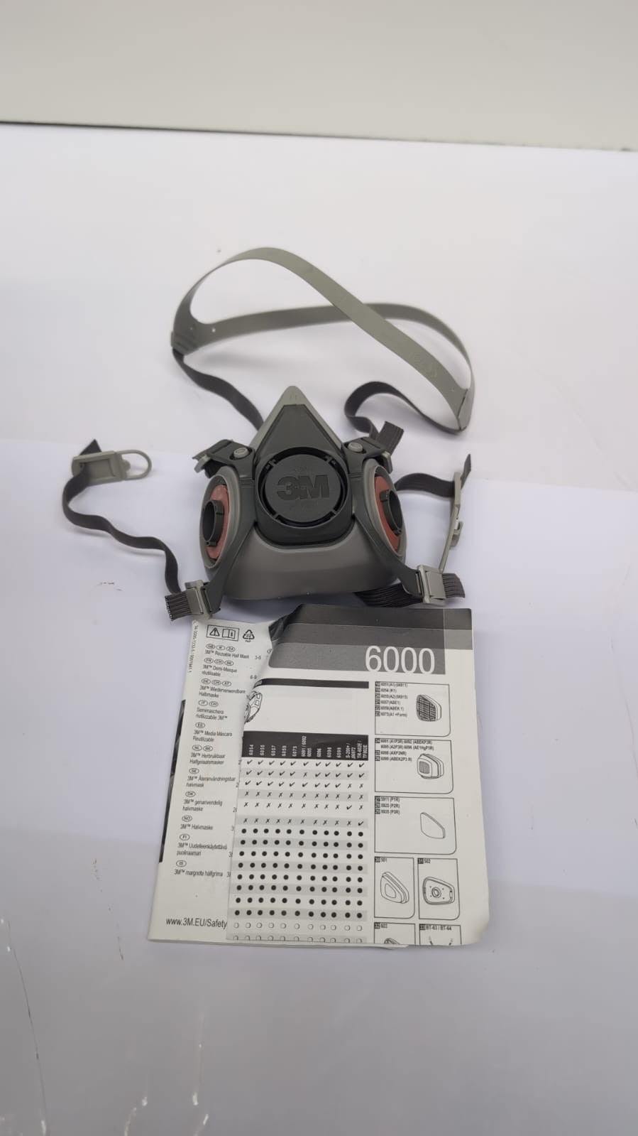 3M Half Face Mask Respirator, Reusable, Large, Grey, 6000 Series(no packaging)