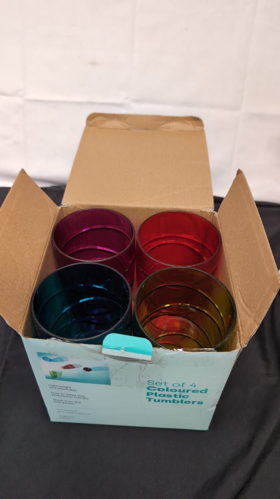 LIVIVO Set of 4  Plastic Acrylic Drink Tumblers with Swirl Design(CUPS SCUFFED)