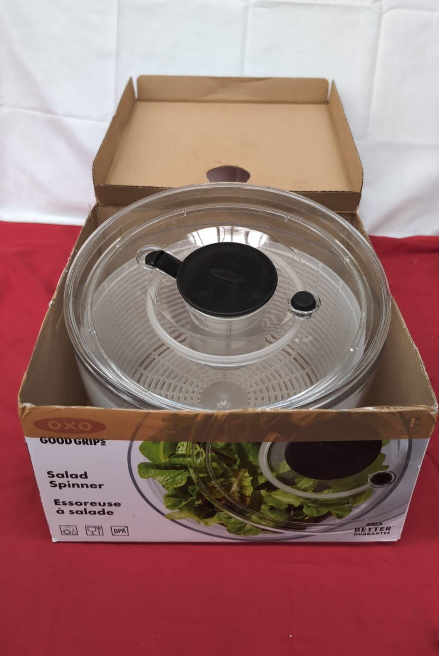 OXO  Good Grips Salad Spinner(USED)