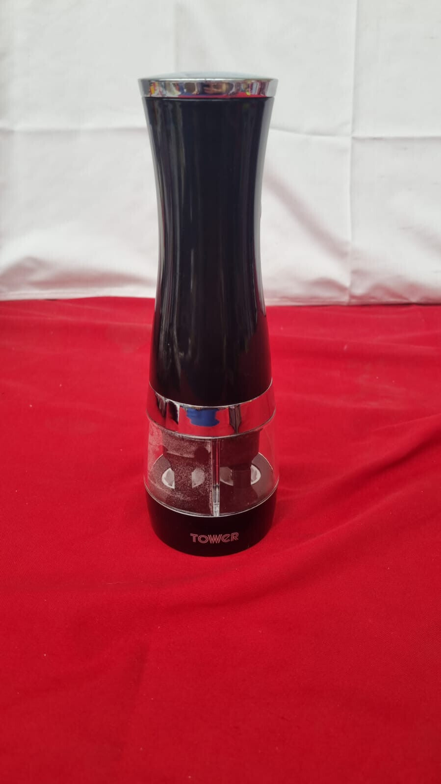 Tower T847004BLK Electric Salt and Pepper Mills Battery Operated with Adjustable