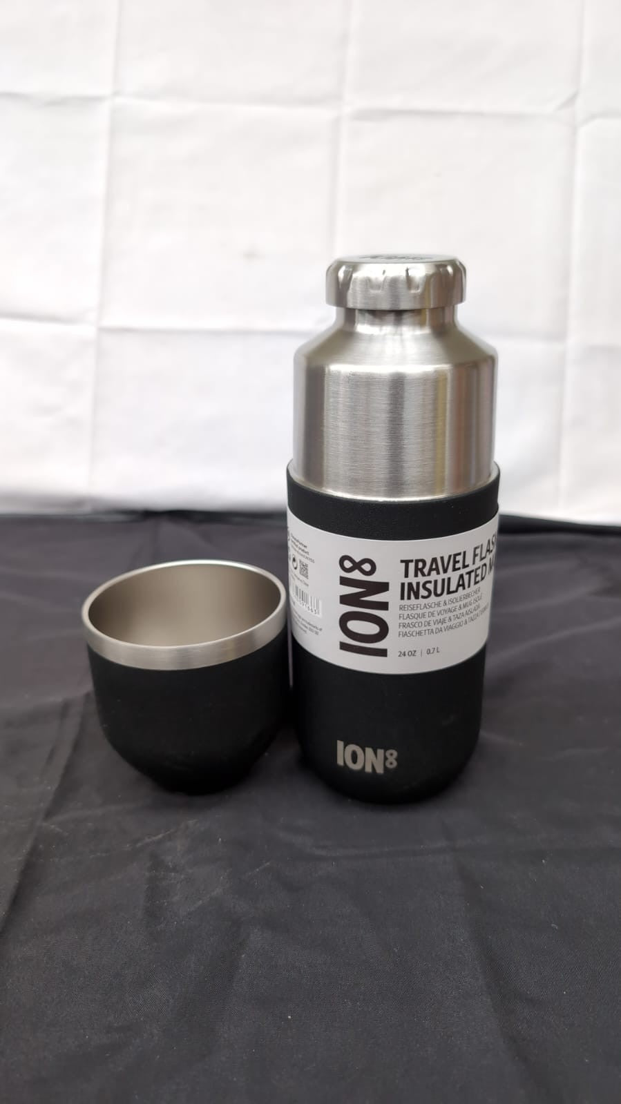 ION8 Vacuum Insulated ThermoShield 24oz ( small dent and scuff mark on bottom)