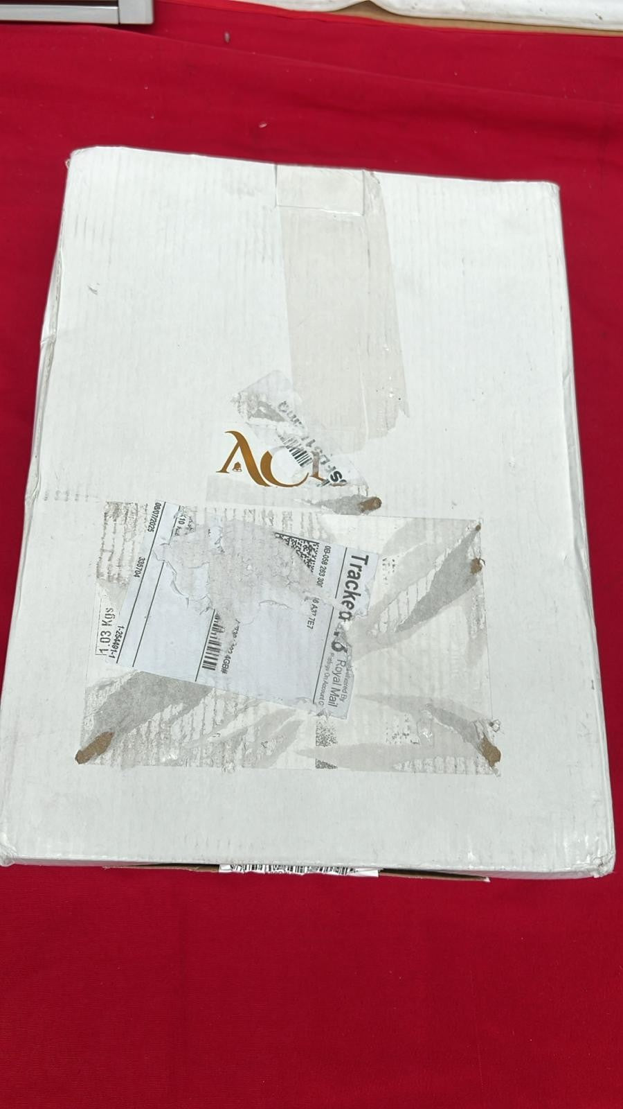 Assorted Collections Wall Mounted Post Box, Lockable Mailbox with 2 Keys,