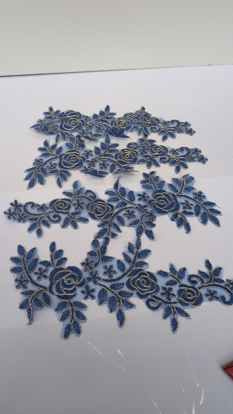 4pcs Royal Blue Floral Lace Appliques – Edge Patches for Sewing (New)