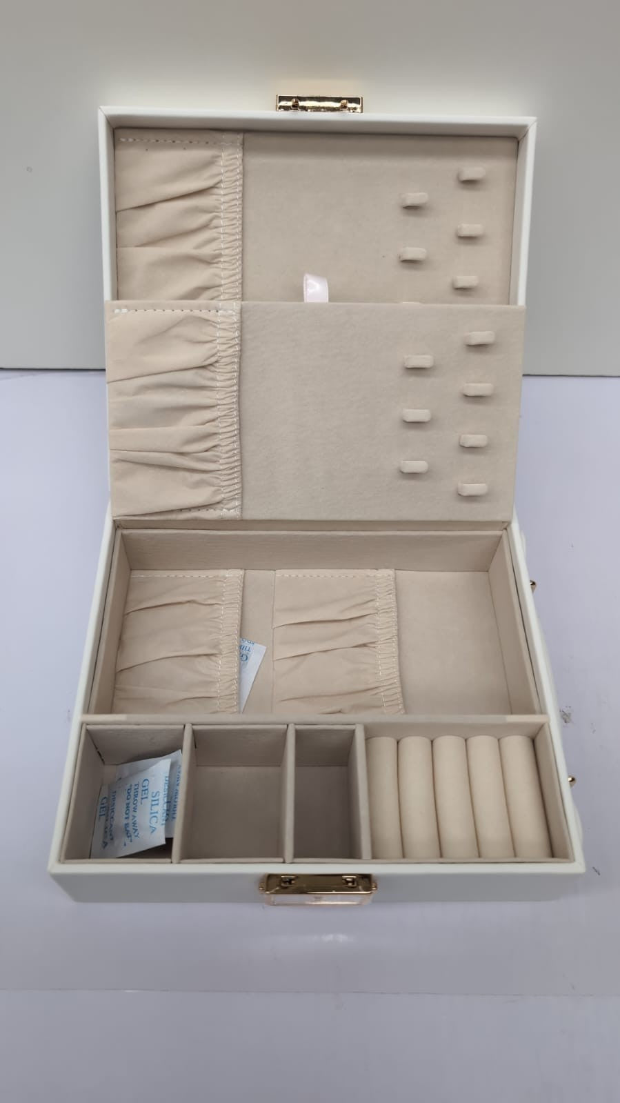 Enthralite Travel Jewellery Case, Portable Jewellery Box ,WHITE(missing key)