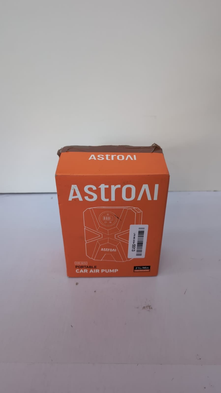 AstroAI Tyre Inflator Air Compressor 12V DC, Digital Car Tyre Pump(BOX DAMAGED)
